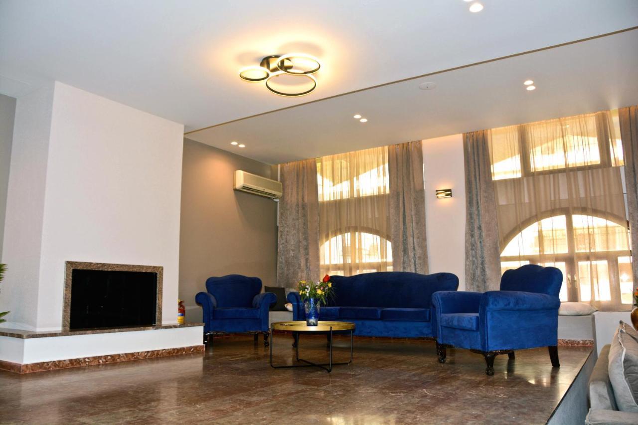 Hotel Marily Pyrgos  Bagian luar foto