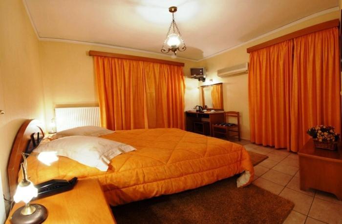 Hotel Marily Pyrgos  Bagian luar foto