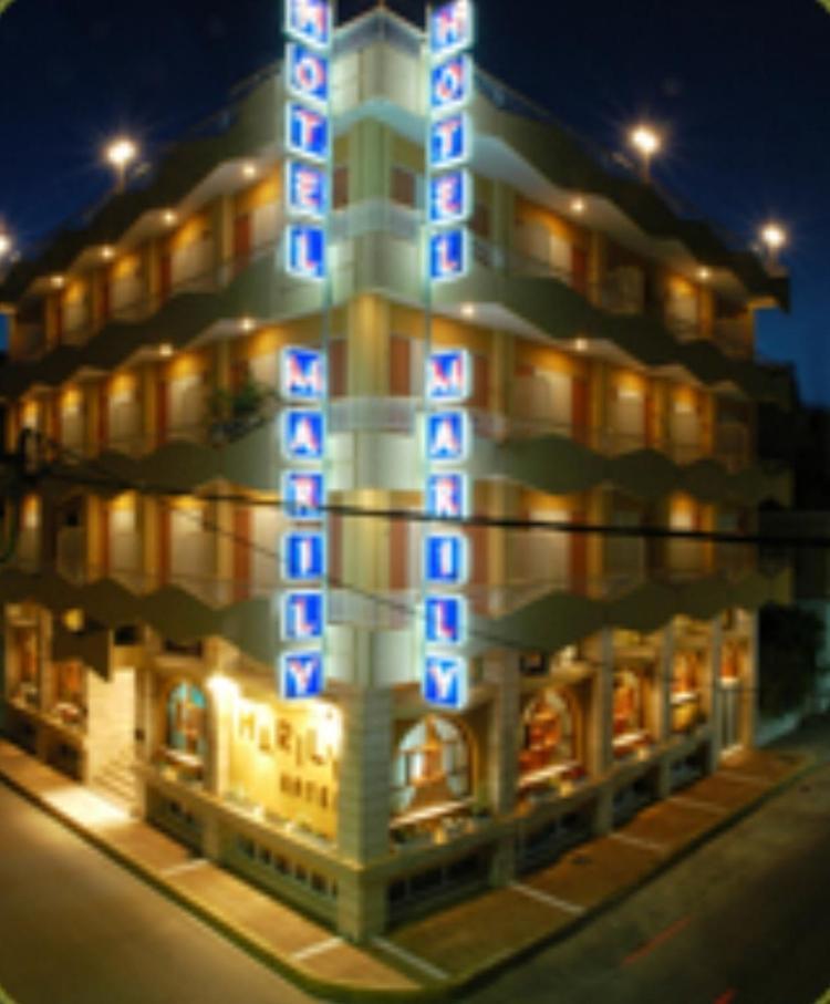 Hotel Marily Pyrgos  Bagian luar foto